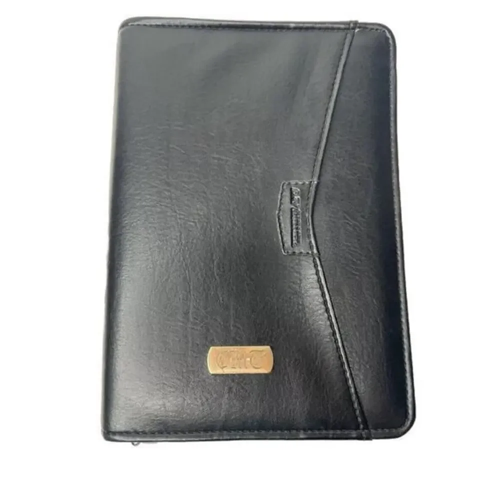 Vintage 2005 Day Runner Black Personal Organizer System 6 Ring Binder Zip